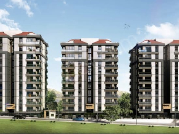 ÇEKMEKÖY REVERANS REZİDANS’DA LÜKS GENİŞ 3+1 SATILIK DAİRE