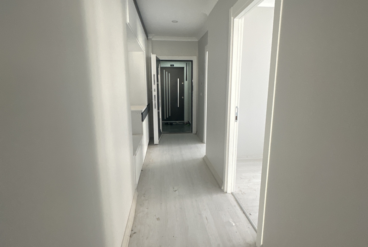 ÇEKMEKÖY REVERANS REZİDANS’DA LÜKS GENİŞ 3+1 SATILIK DAİRE