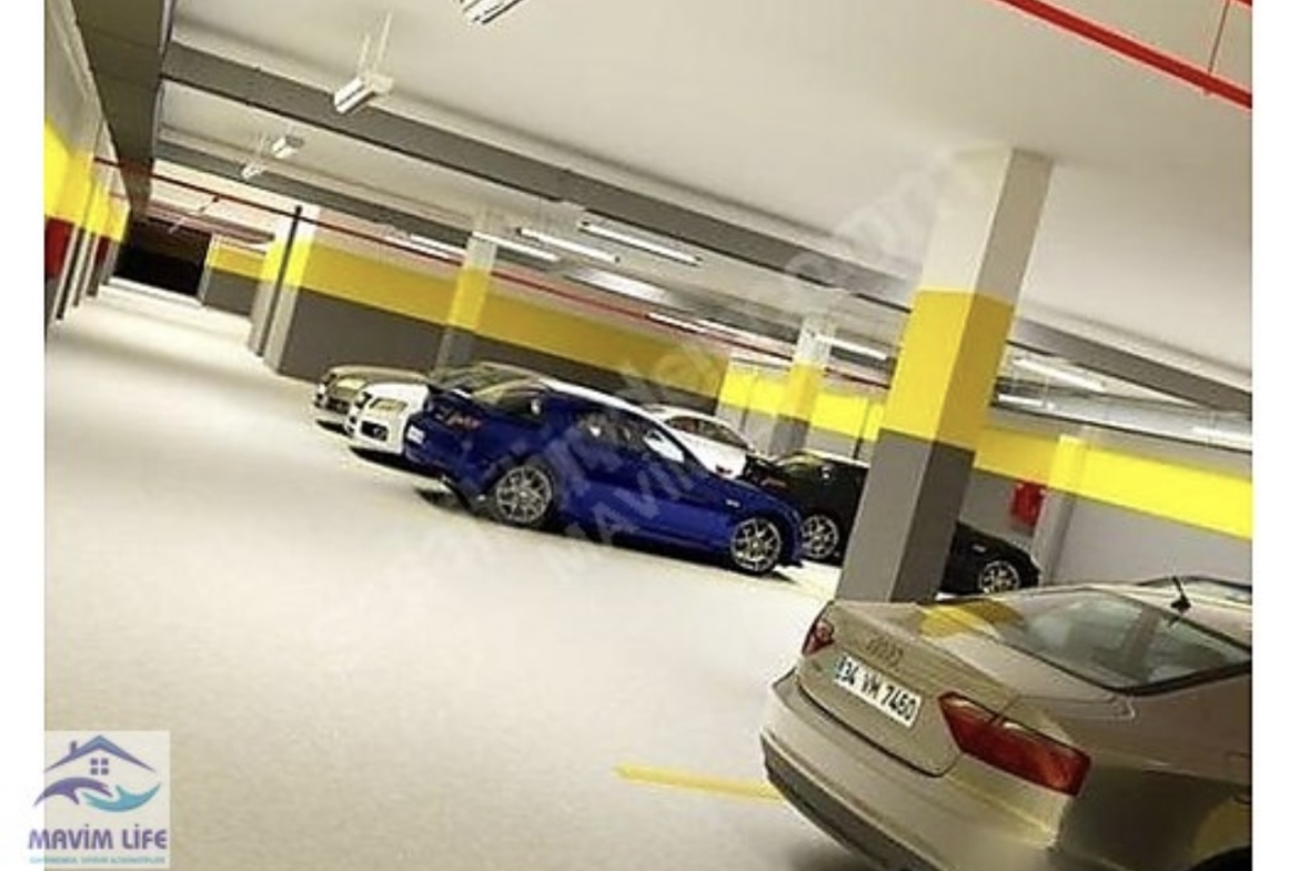 ÇEKMEKÖY REVERANS REZİDANS’DA LÜKS GENİŞ 3+1 SATILIK DAİRE