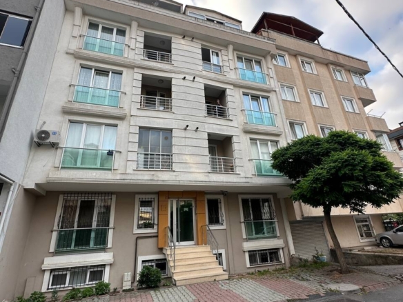 SANCAKTEPE METROYA YÜRÜME MESAFESİ EŞYALI 2+1 ARA KAT DAİRE