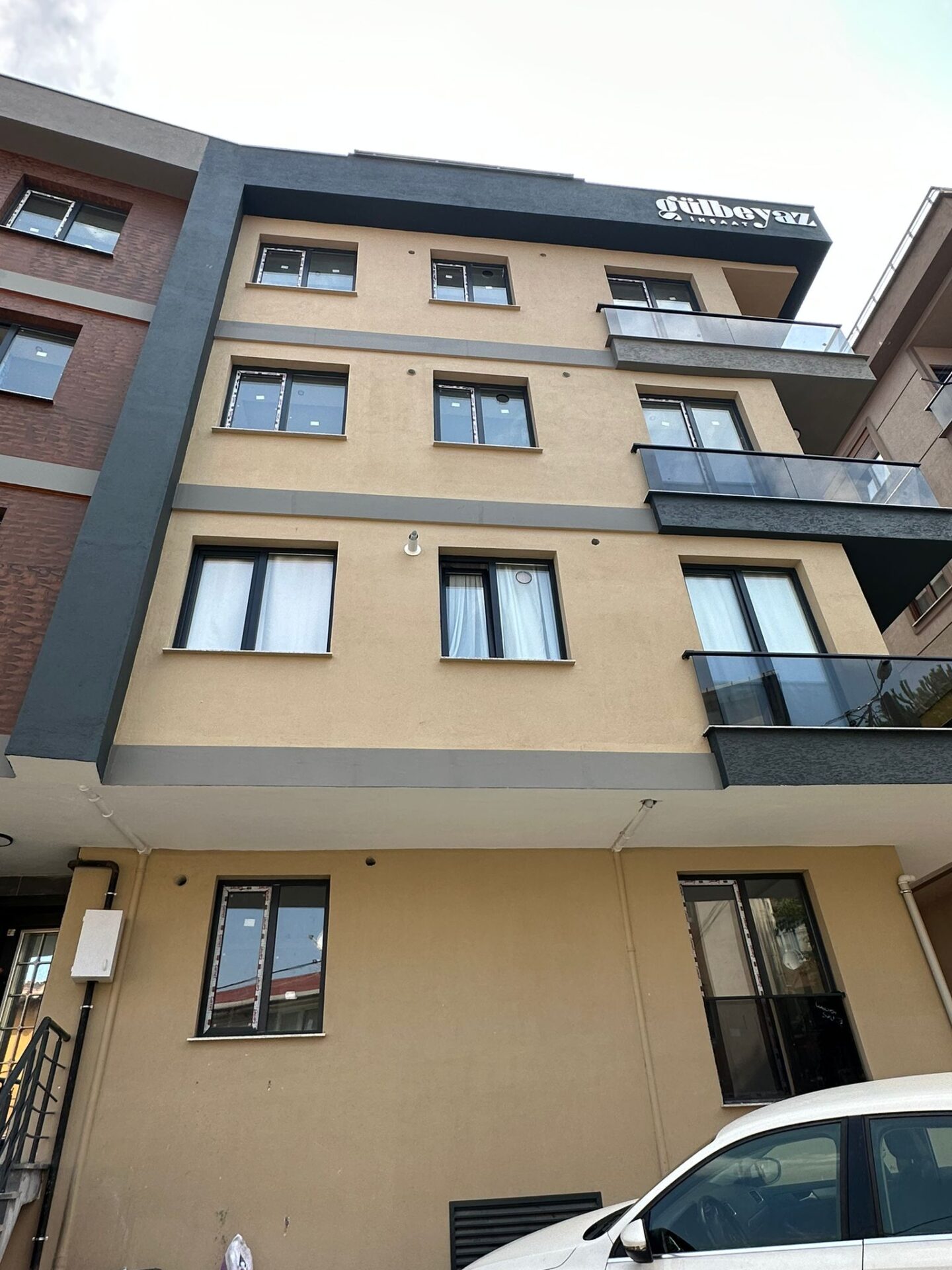 FIRSAT YENİDOĞAN SON DURAK YÜRÜME MESAFESİ 2+1 ARA KAT SATILIK