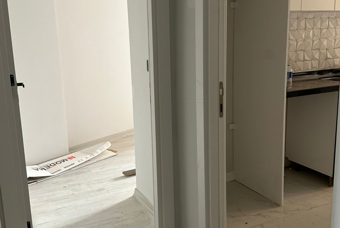 FIRSAT YENİDOĞAN SON DURAK YÜRÜME MESAFESİ 2+1 ARA KAT SATILIK