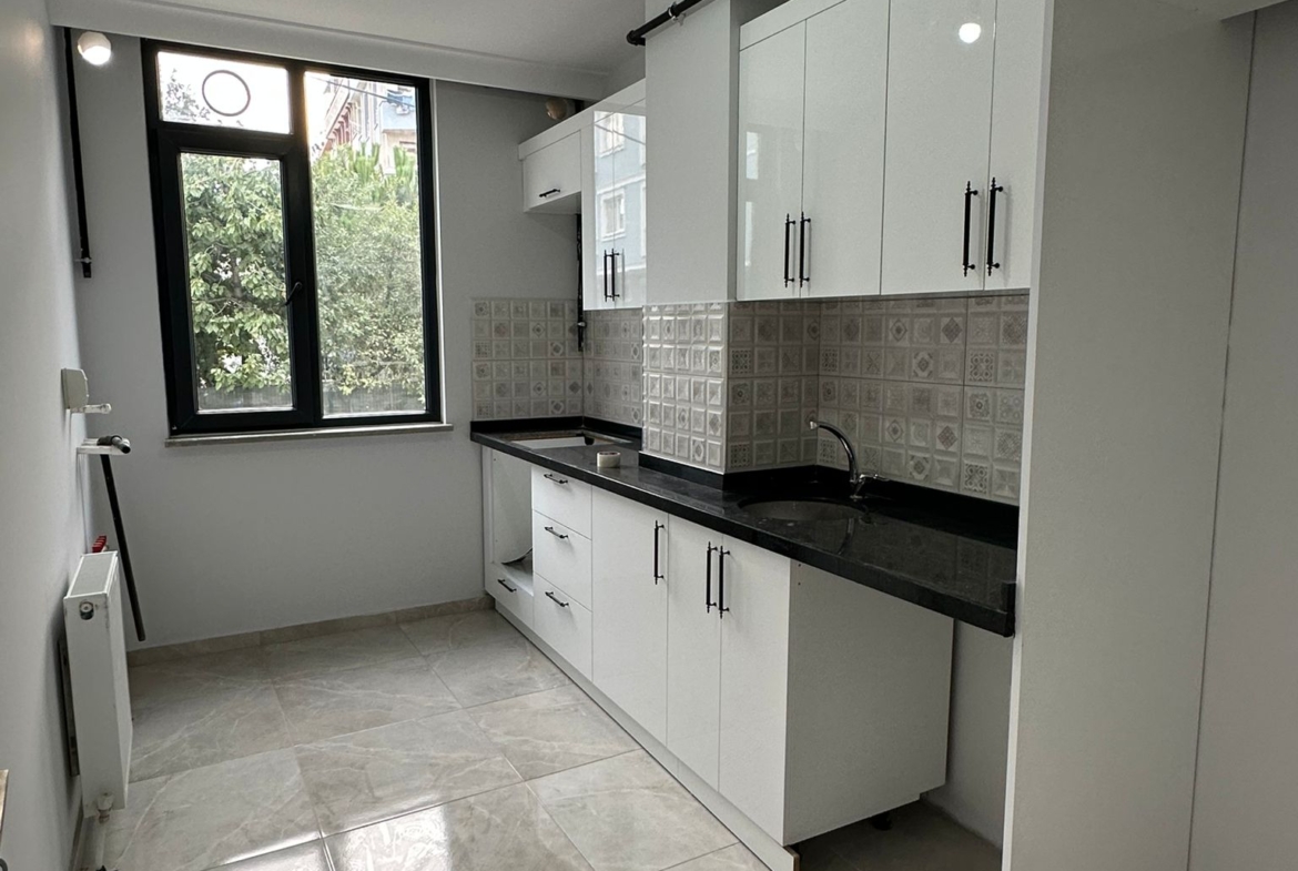 ÇEKMEKÖY METROYA YÜRÜME MESAFESİ SATILIK SIFIR 110M2 2+1 FIRSATI