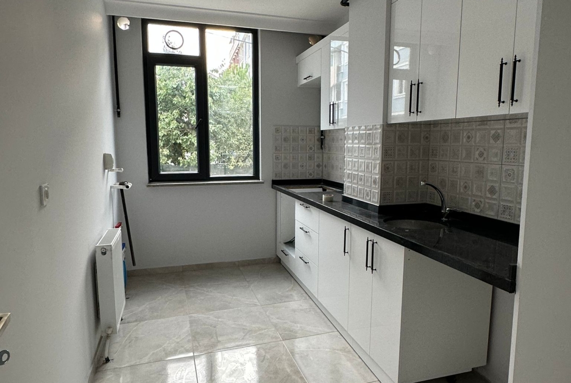 ÇEKMEKÖY METROYA YÜRÜME MESAFESİ SATILIK SIFIR 110M2 2+1 FIRSATI