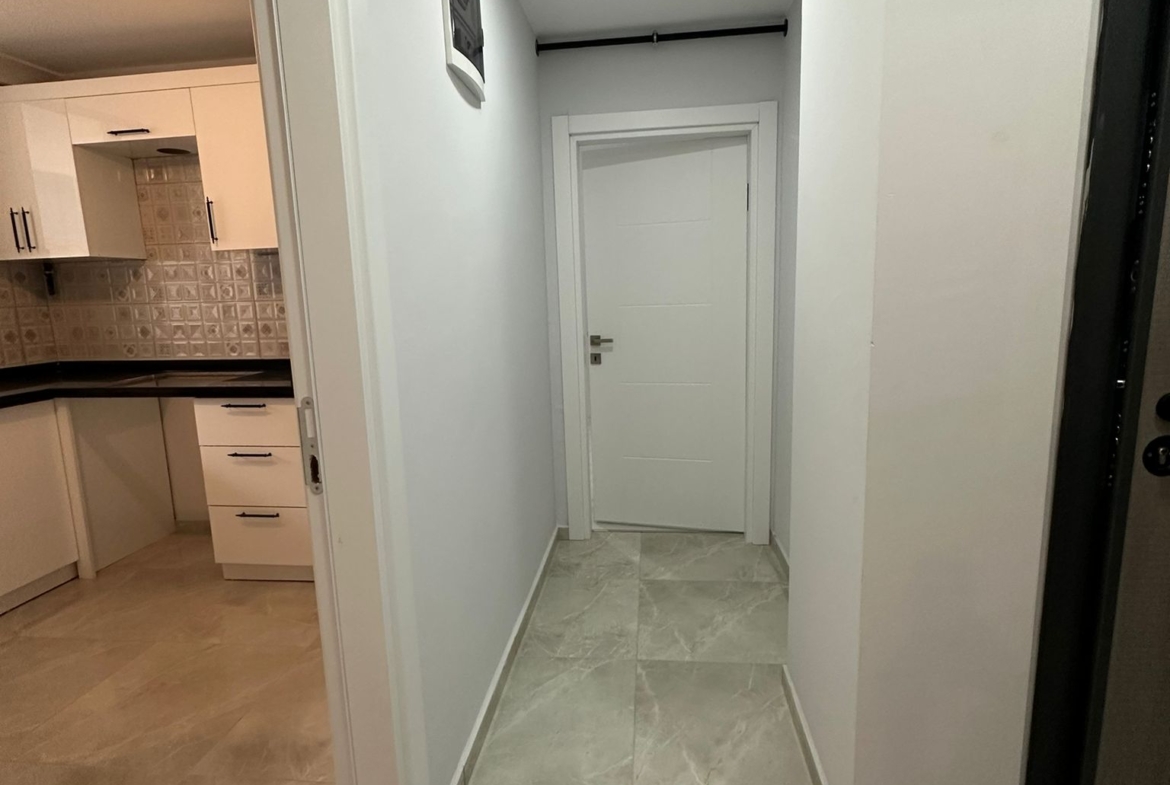 ÇEKMEKÖY ÇAMLIK MAH. BAHCE KULLANIMLI 2+1 SATILIK DAİRE