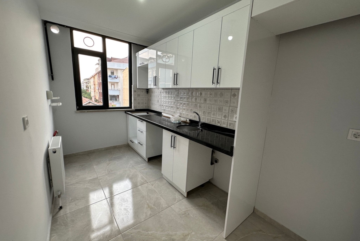 ÇEKMEKÖY METROYA YÜRÜME MESAFESİ SATILIK SIFIR 110M2 2+1 FIRSATI