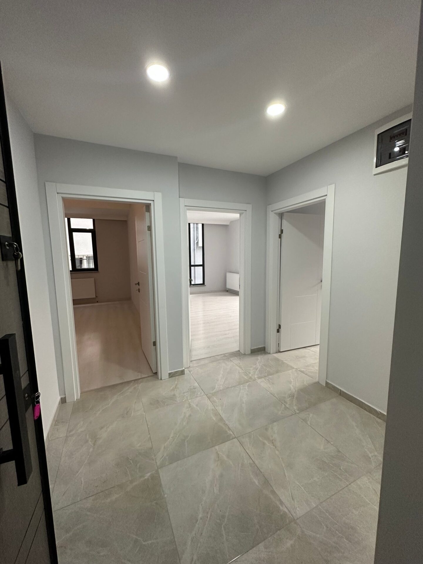 ÇEKMEKÖY METROYA YÜRÜME MESAFESİ SATILIK SIFIR 110M2 2+1 FIRSATI