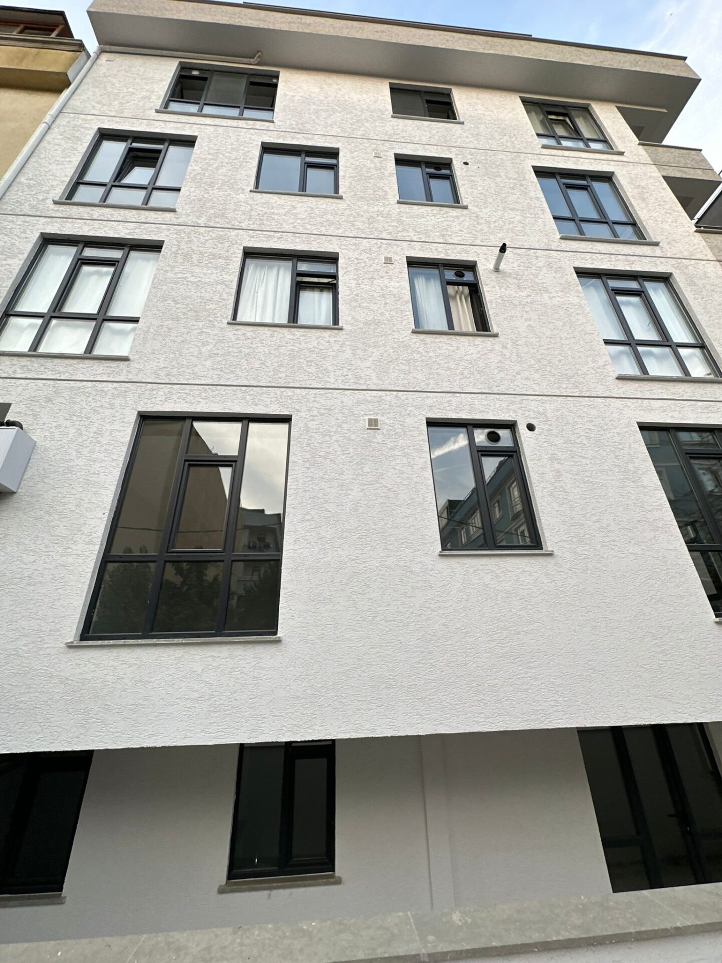 ÇEKMEKÖY METROYA YÜRÜME MESAFESİ SATILIK SIFIR 3+1 FIRSATI