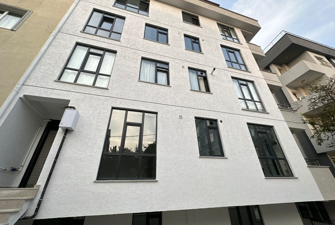 ÇEKMEKÖY METROYA YÜRÜME MESAFESİ SATILIK SIFIR 3+1 FIRSATI
