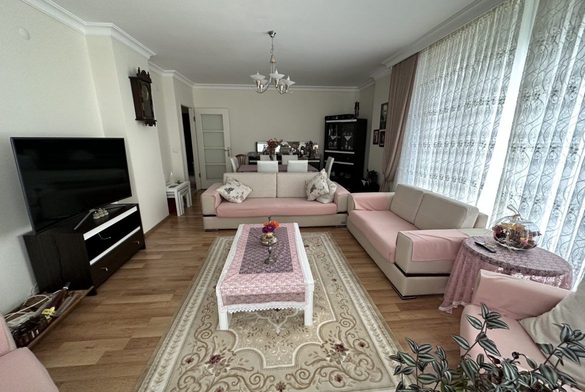 INSIDE THE SITE WITH POOL FRONT ISKANLI 3+1 ARAKAT FLAT FOR SALE