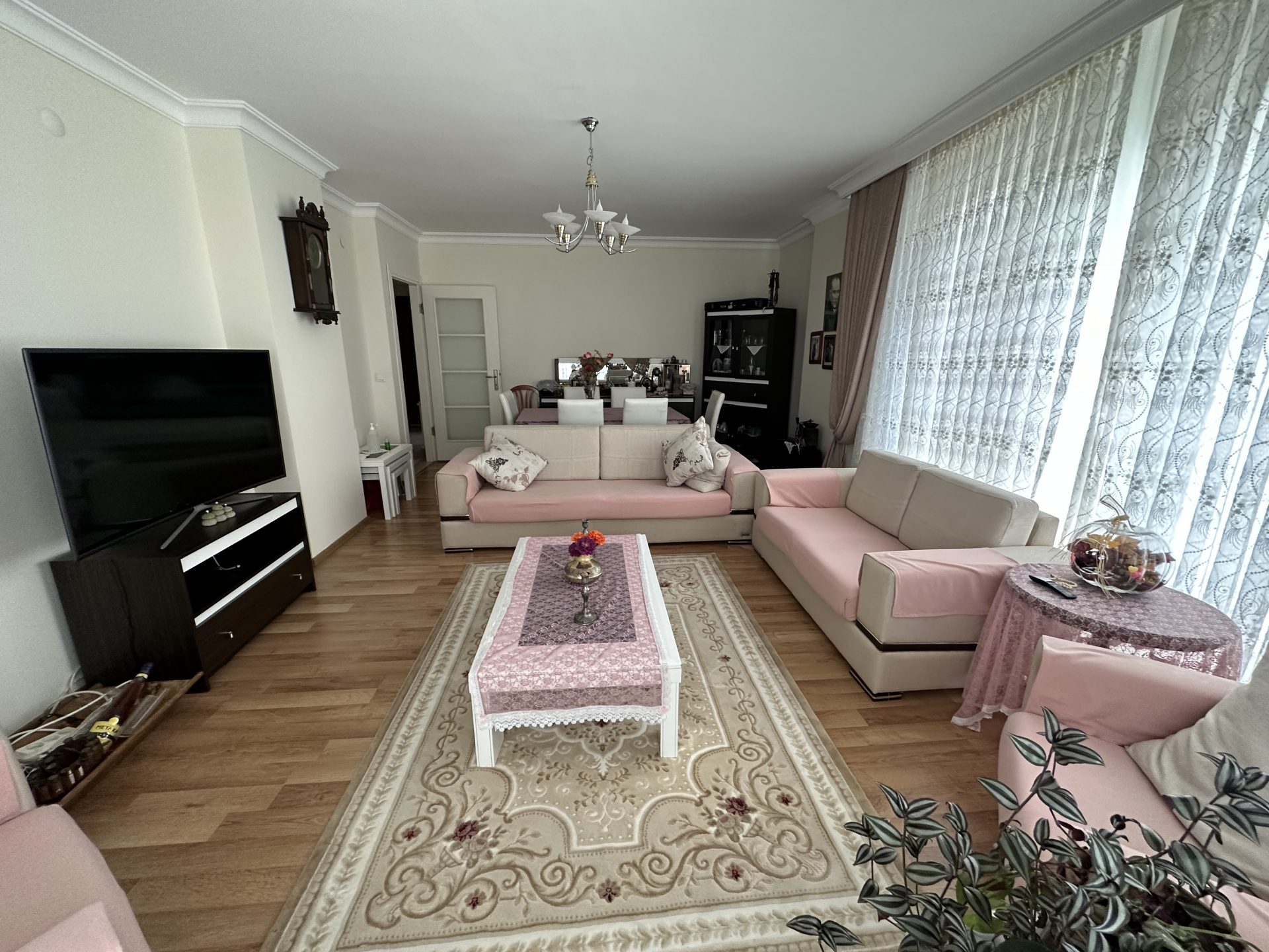 INSIDE THE SITE WITH POOL FRONT ISKANLI 3+1 ARAKAT FLAT FOR SALE