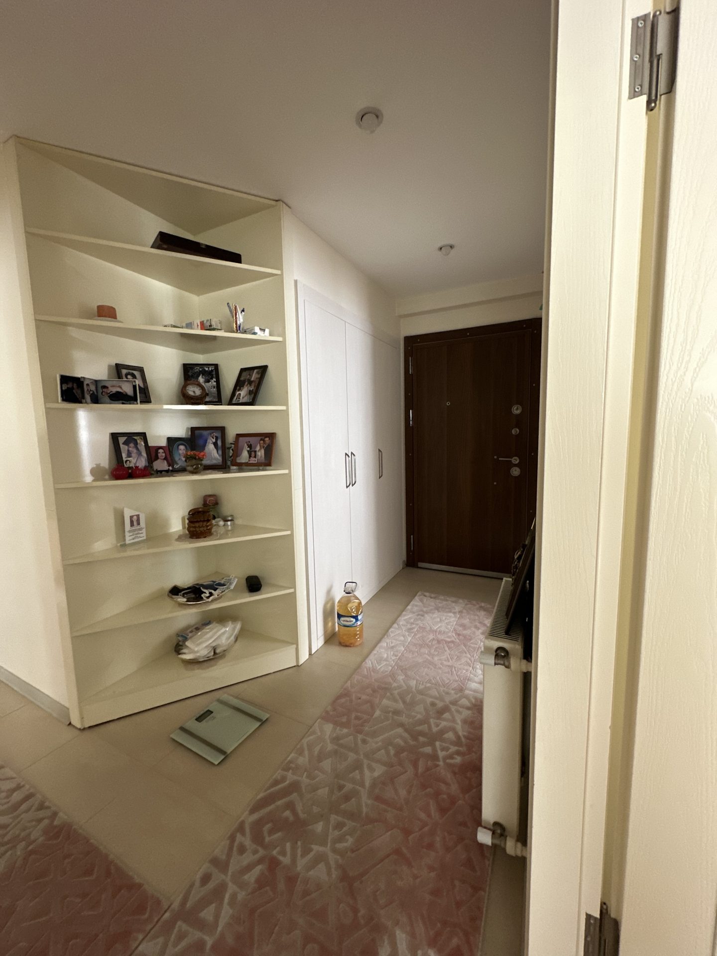 INSIDE THE SITE WITH POOL FRONT ISKANLI 3+1 ARAKAT FLAT FOR SALE